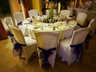 housse de siege et chemin de table a louer pour mariage et ceremonies