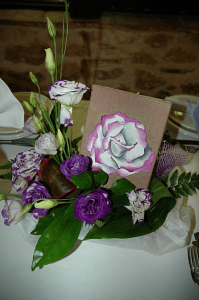 theme fleurs pour un mariage sur nice avec centre de table et fleurs