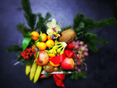 corbeille de fruit a offrir chez votre fleuriste a saint laurent du var