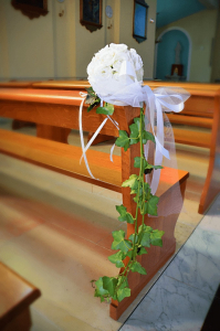 deco banc d'eglise mariage